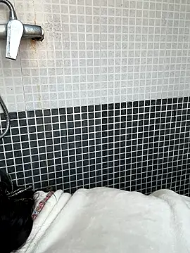 xiiuuff18 online show from 01.09.26