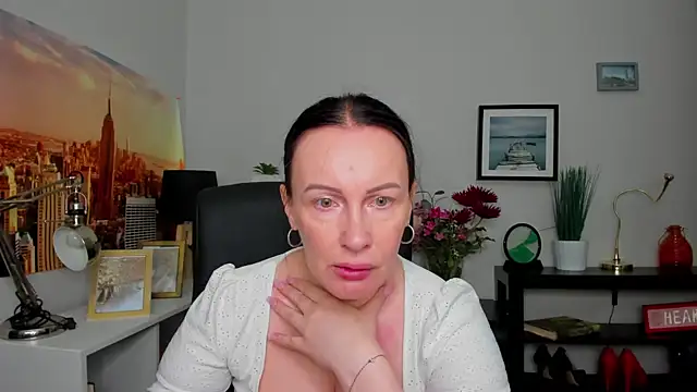 Snapshot of Velvet_Jasmine chatting on 09.11.25 Velvet Jasmine online show from 09.11.25