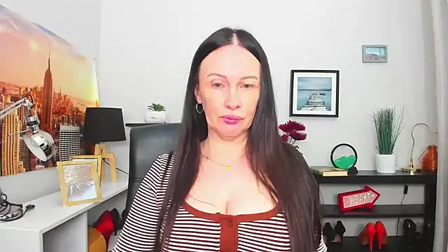 Snapshot of Velvet_Jasmine chatting on 09.26.25 Velvet Jasmine online show from 09.26.25