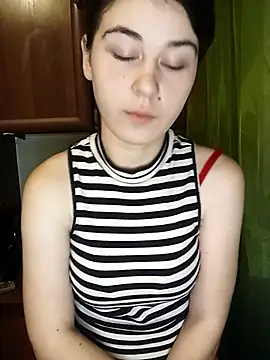 Snapshot of ToryTayler chatting on 10.30.25 ToryTayler online show from 10.30.25