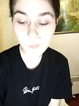 Snapshot of ToryTayler chatting on 11.21.25 ToryTayler online show from 11.21.25