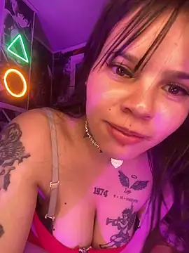 Snapshot of CandyKane06_ chatting on 11.10.25 CandyKane06 online show from 11.10.25