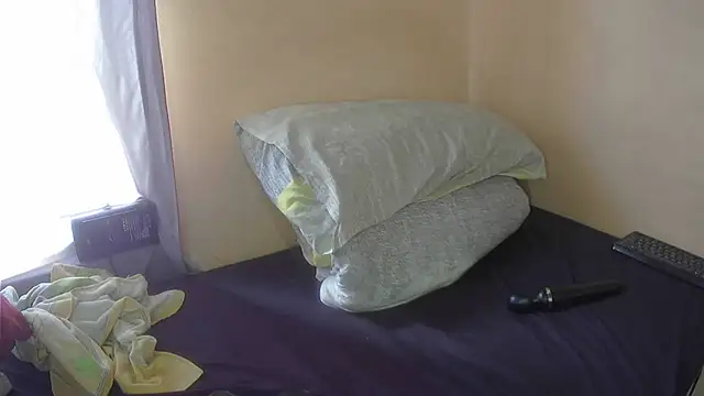 maskedjezebelbaddie online show from 09.30.25