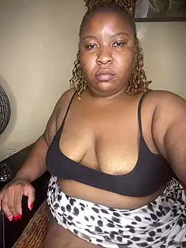 Snapshot of ThickTana chatting on 01.05.26 ThickTana online show from 01.05.26