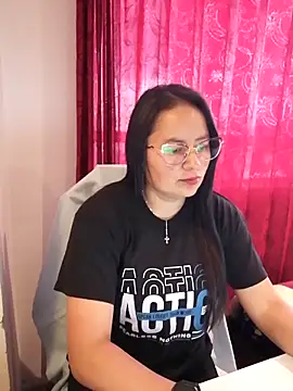 Daliz Leon online show from 11.21.25