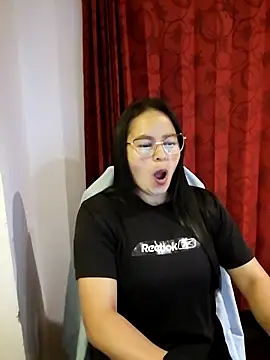 Daliz Leon online show from 11.26.25