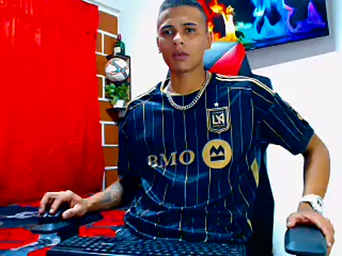 Snapshot of cristian_tayron1 chatting on 06.29.26 cristian tayron1 online show from 06.29.26