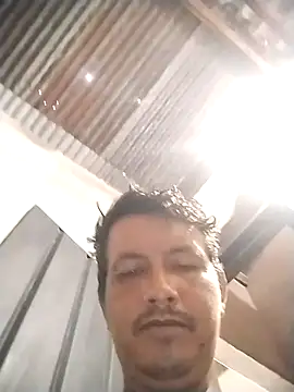 Snapshot of colombiano198720 chatting on 11.06.25 colombiano198720 online show from 11.06.25