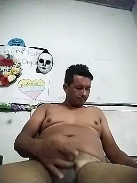 Snapshot of colombiano198720 chatting on 11.20.25 colombiano198720 online show from 11.20.25