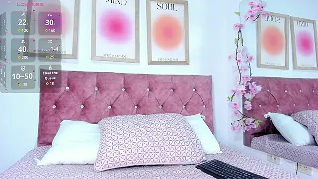 GabiHills online show from 12.15.25