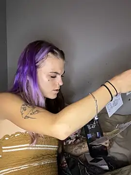 ittybittymeryssa online show from 11.22.25