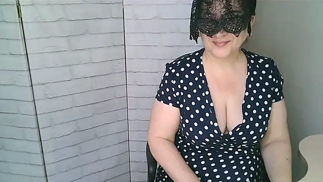 Helen xi  online show from 04.12.26