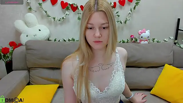 Sylvia Ortiz online show from 03.05.26