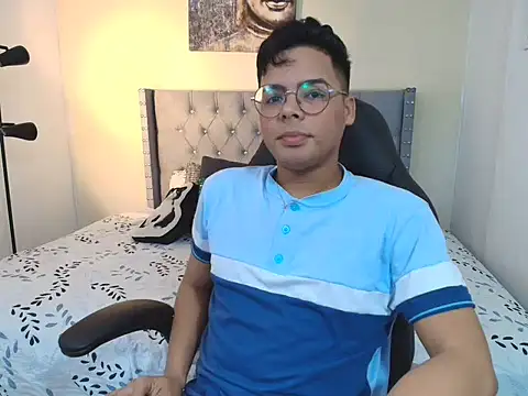 Snapshot of stewart_mateo_ chatting on 11.20.25 stewart mateo online show from 11.20.25