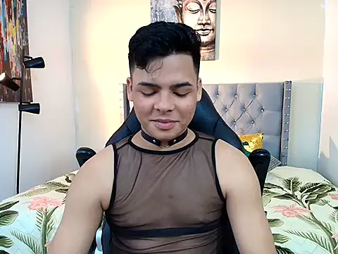 Snapshot of stewart_mateo_ chatting on 12.14.25 stewart mateo online show from 12.14.25