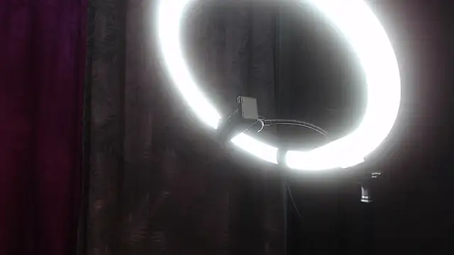 Lolitaa ran online show from 09.25.25