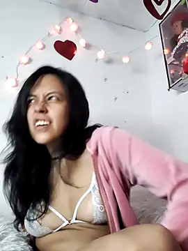 Queen Ashly online show from 03.06.26