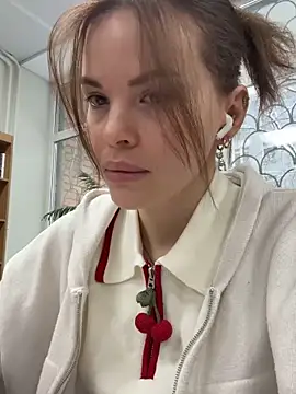 SMELLSEX online show from 03.04.26