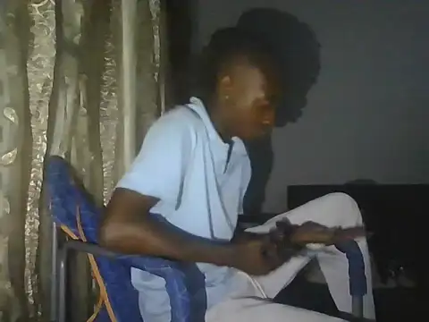 Nykho17 online show from 10.25.25