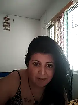 Snapshot of Jann_Riya333 chatting on 03.05.26 Jann Riya333 online show from 03.05.26