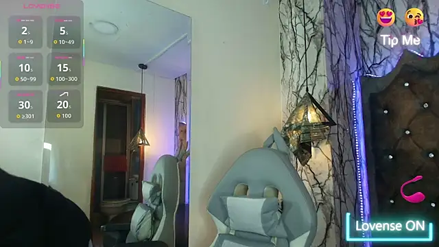 Zami Escobar of online show from 03.20.26