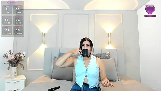 victoria bourne online show from 11.28.25