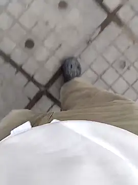 Snapshot of king_godgm chatting on 12.19.25 king godgm online show from 12.19.25