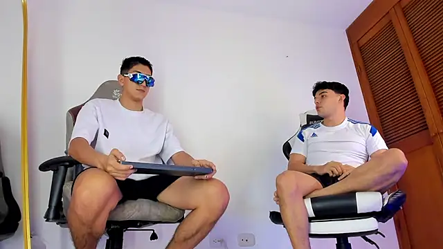 sotooliver3 online show from 04.08.26