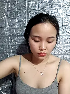 Lili lovely online show from 12.17.25