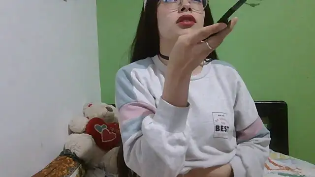 Kylie Rivers online show from 12.18.25