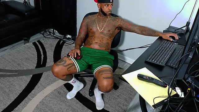 SLANGONDEMHOES online show from 11.22.25