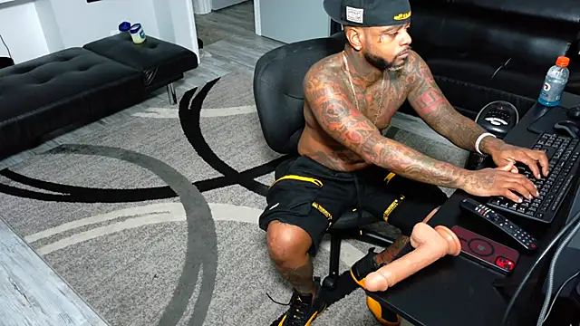 SLANGONDEMHOES online show from 12.16.25