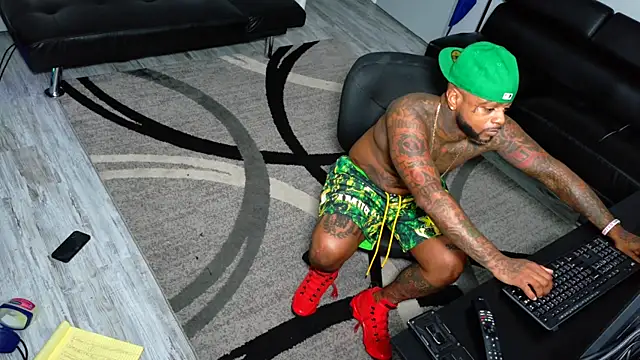 SLANGONDEMHOES online show from 12.18.25