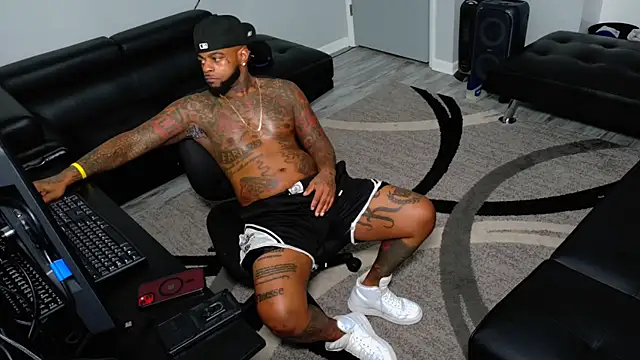 SLANGONDEMHOES online show from 02.05.26