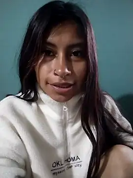 Snapshot of Pocahontas_tw chatting on 09.29.25 Pocahontas tw online show from 09.29.25