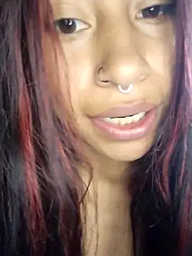 Snapshot of Pocahontas_tw chatting on 11.18.25 Pocahontas tw online show from 11.18.25