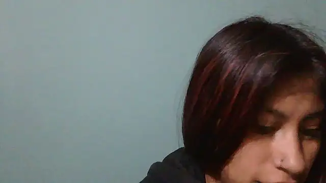 Snapshot of Pocahontas_tw chatting on 11.26.25 Pocahontas tw online show from 11.26.25