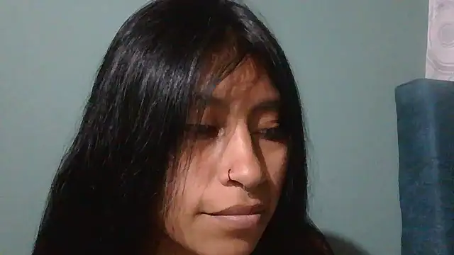 Snapshot of Pocahontas_tw chatting on 12.02.25 Pocahontas tw online show from 12.02.25