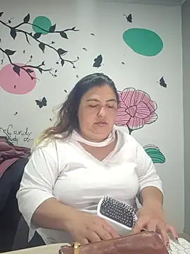 Snapshot of curvy_diva_ chatting on 10.02.25 curvy diva online show from 10.02.25