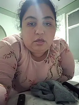 Snapshot of curvy_diva_ chatting on 10.14.25 curvy diva online show from 10.14.25