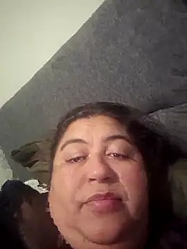 Snapshot of curvy_diva_ chatting on 10.23.25 curvy diva online show from 10.23.25