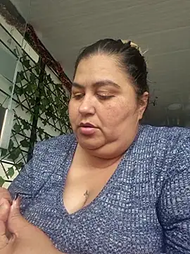 Snapshot of curvy_diva_ chatting on 11.06.25 curvy diva online show from 11.06.25