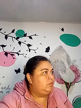 Snapshot of curvy_diva_ chatting on 11.08.25 curvy diva online show from 11.08.25