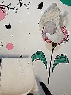 Snapshot of curvy_diva_ chatting on 11.27.25 curvy diva online show from 11.27.25