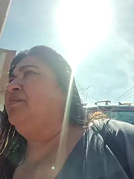 Snapshot of curvy_diva_ chatting on 12.02.25 curvy diva online show from 12.02.25