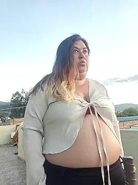 curvy diva  online show from 12.16.25