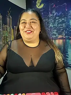 curvy diva  online show from 04.14.26