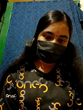 mini-queen online show from 10.28.25