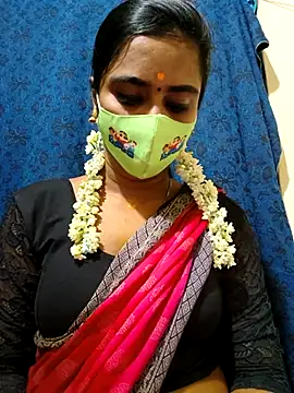 mini-queen online show from 11.15.25