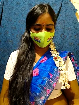 mini-queen online show from 11.21.25